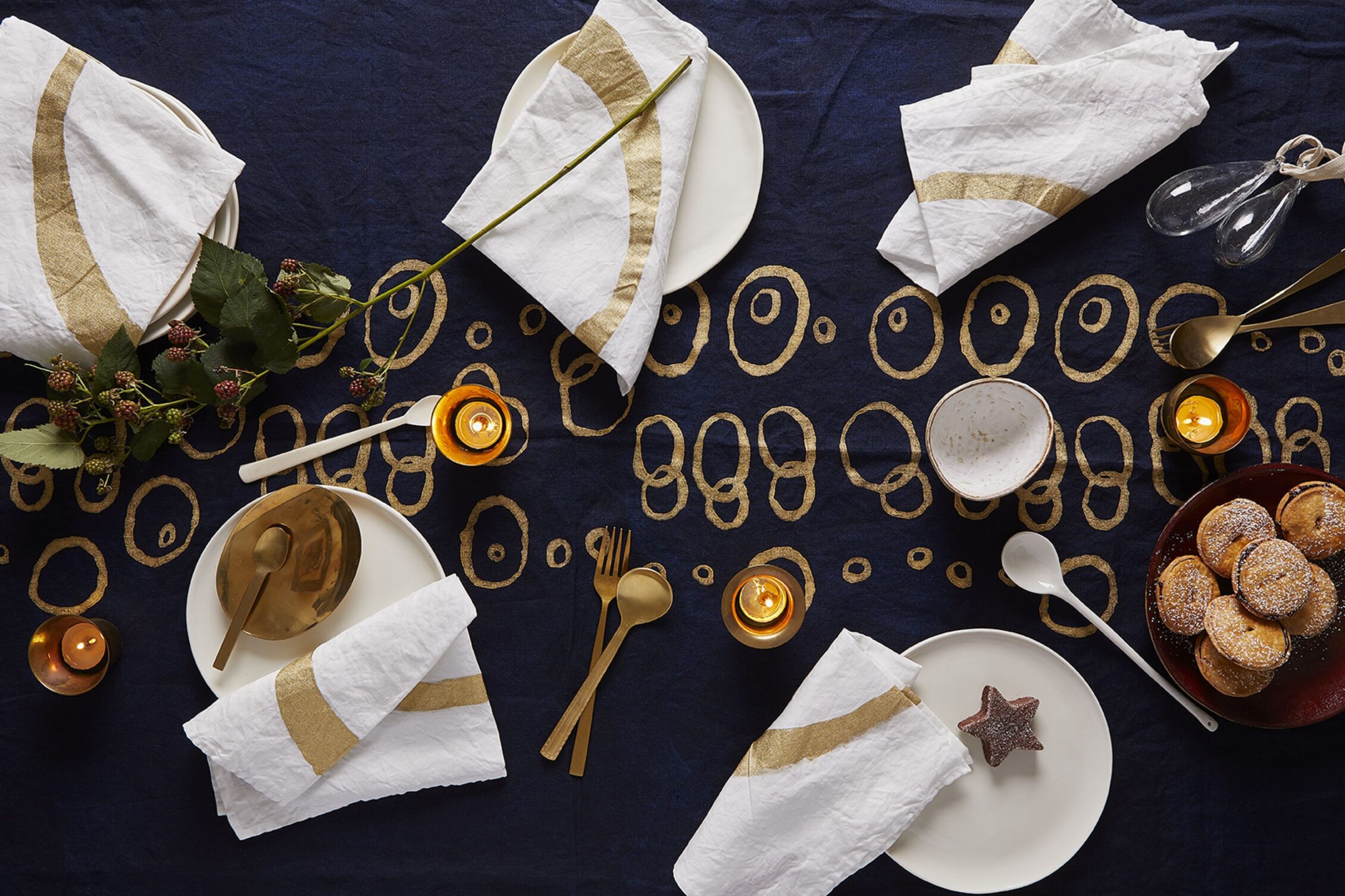 Ottolenghi-Christmas-Table-Linen-Indigo:gold-Tablecloth--White:Gold-Napkins-Sarah-Hogan